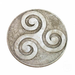 Écusson Triskell Celtique en Pierre Reconstituée – Décoration Murale Symbolique Intérieur et Extérieur